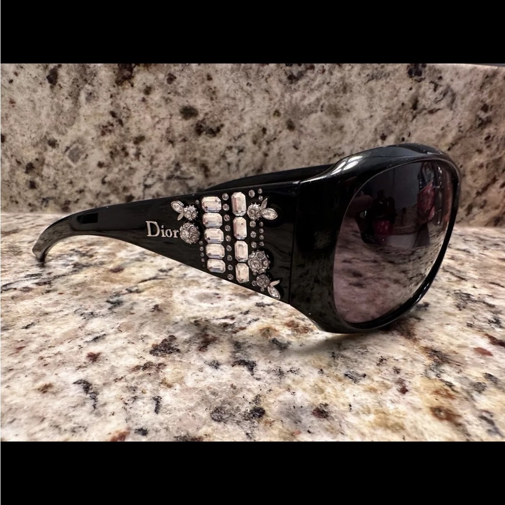 Dior Black Sunglasses with bling 💎